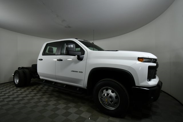 2025 Chevrolet Silverado 3500HD Work Truck photo 8