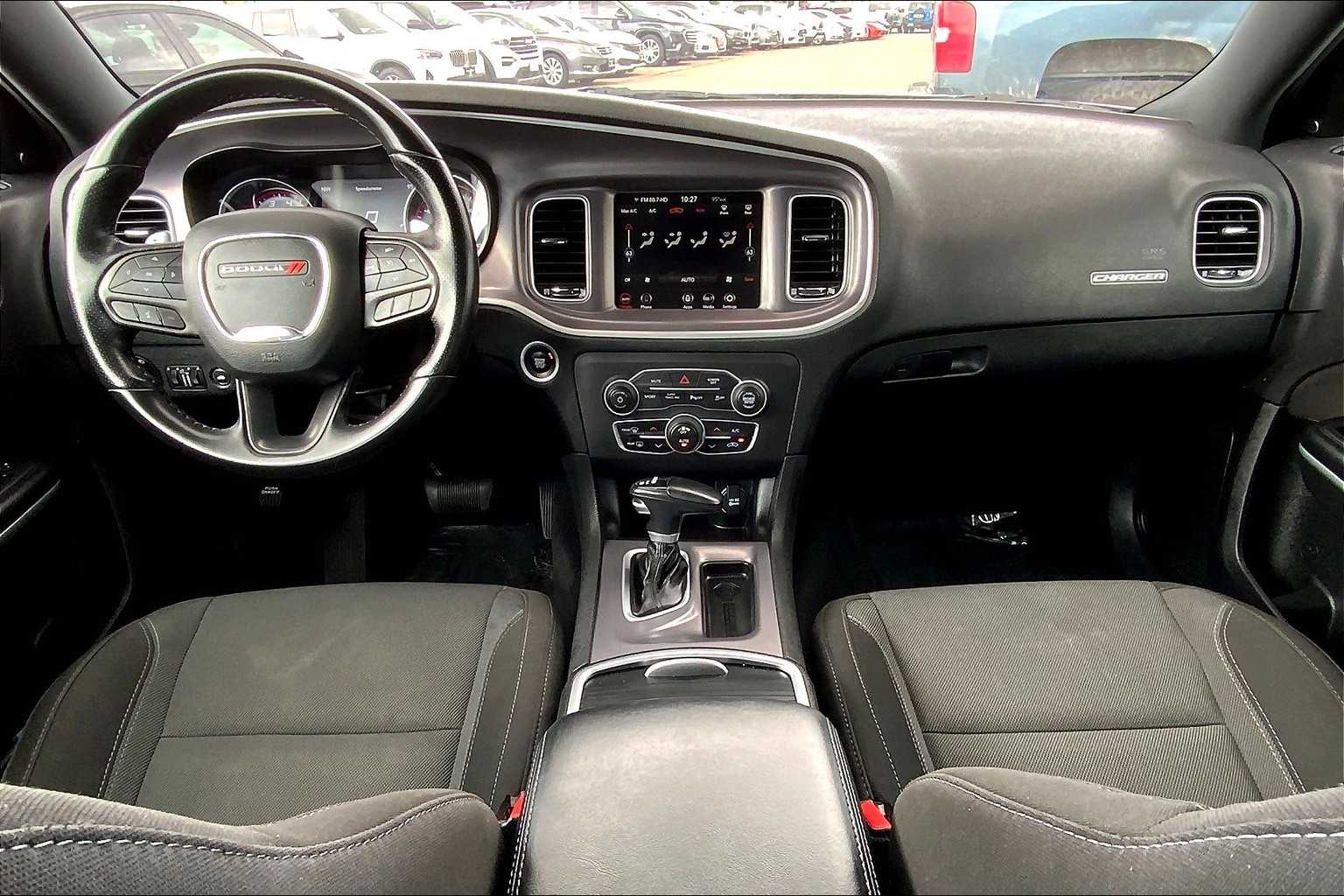 2022 Dodge Charger SXT photo 15