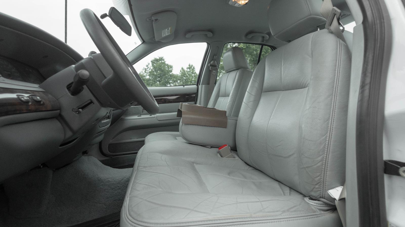2005 Mercury Grand Marquis GS photo 16