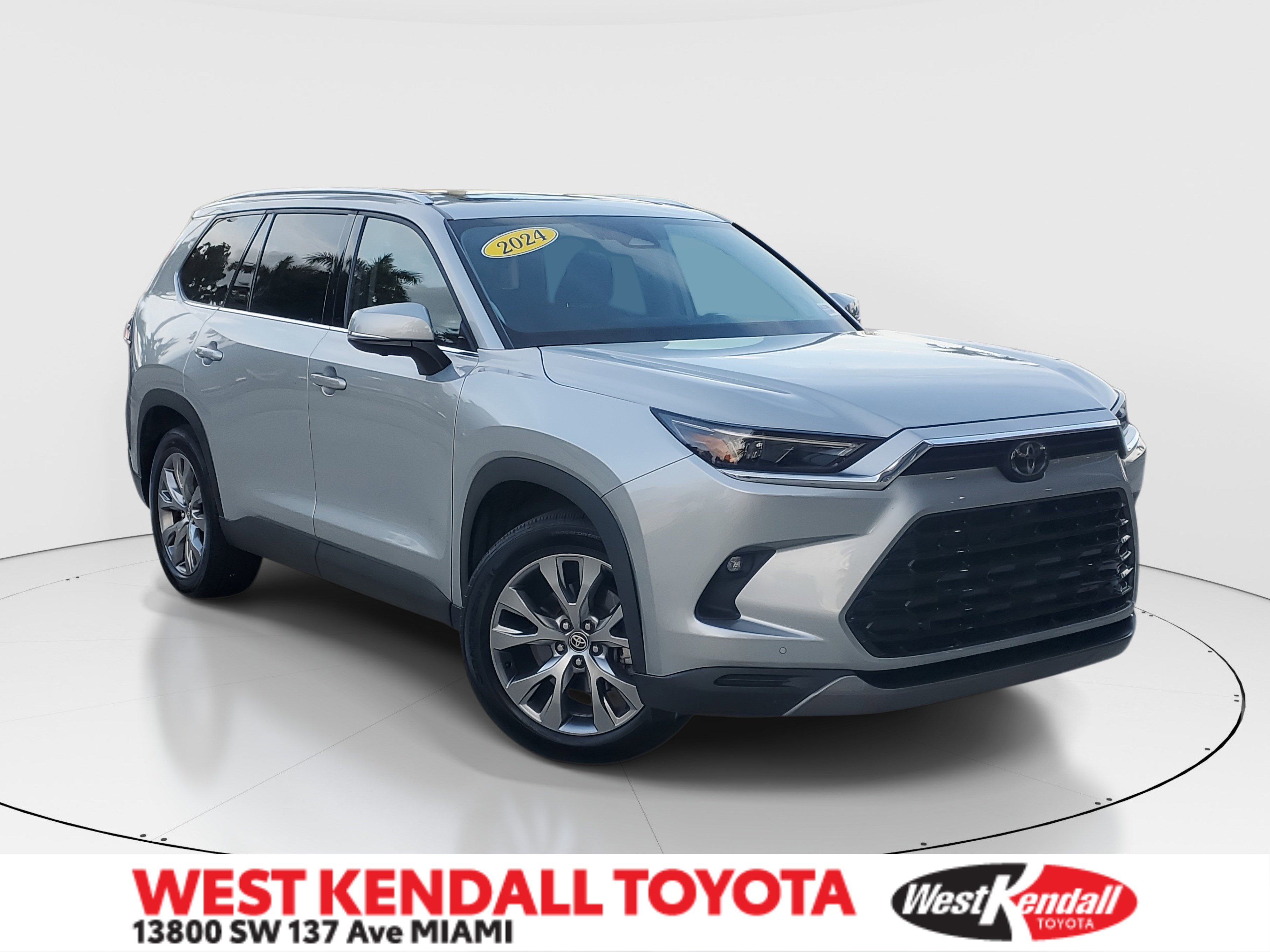 2024 Toyota Grand Highlander XLE's photo