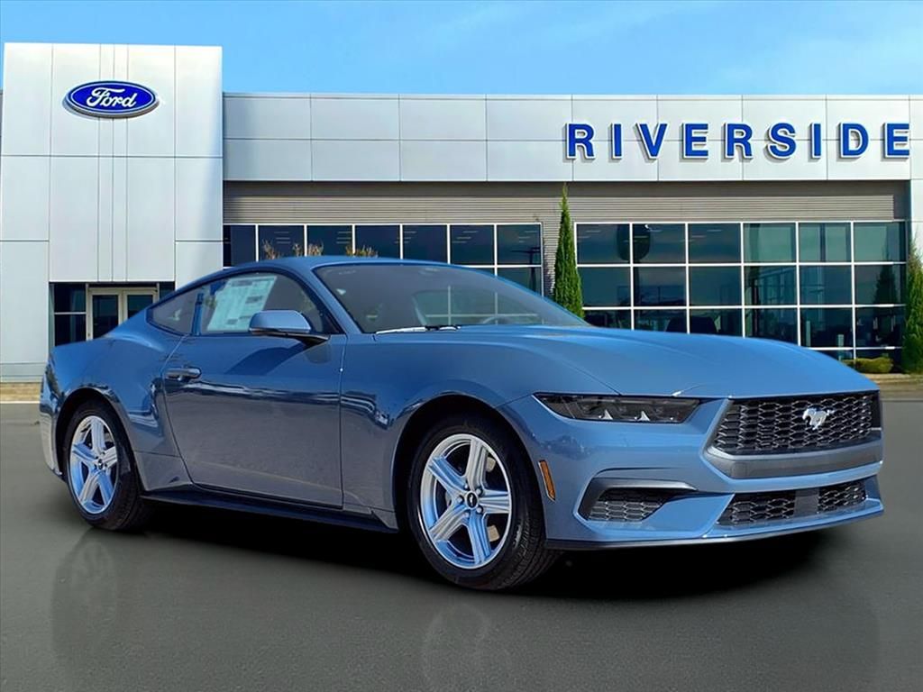 2026 Ford Mustang EcoBoost Premium's photo