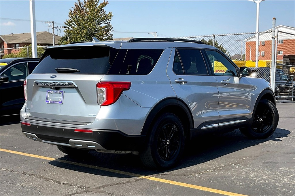 2020 Ford Explorer XLT photo 11