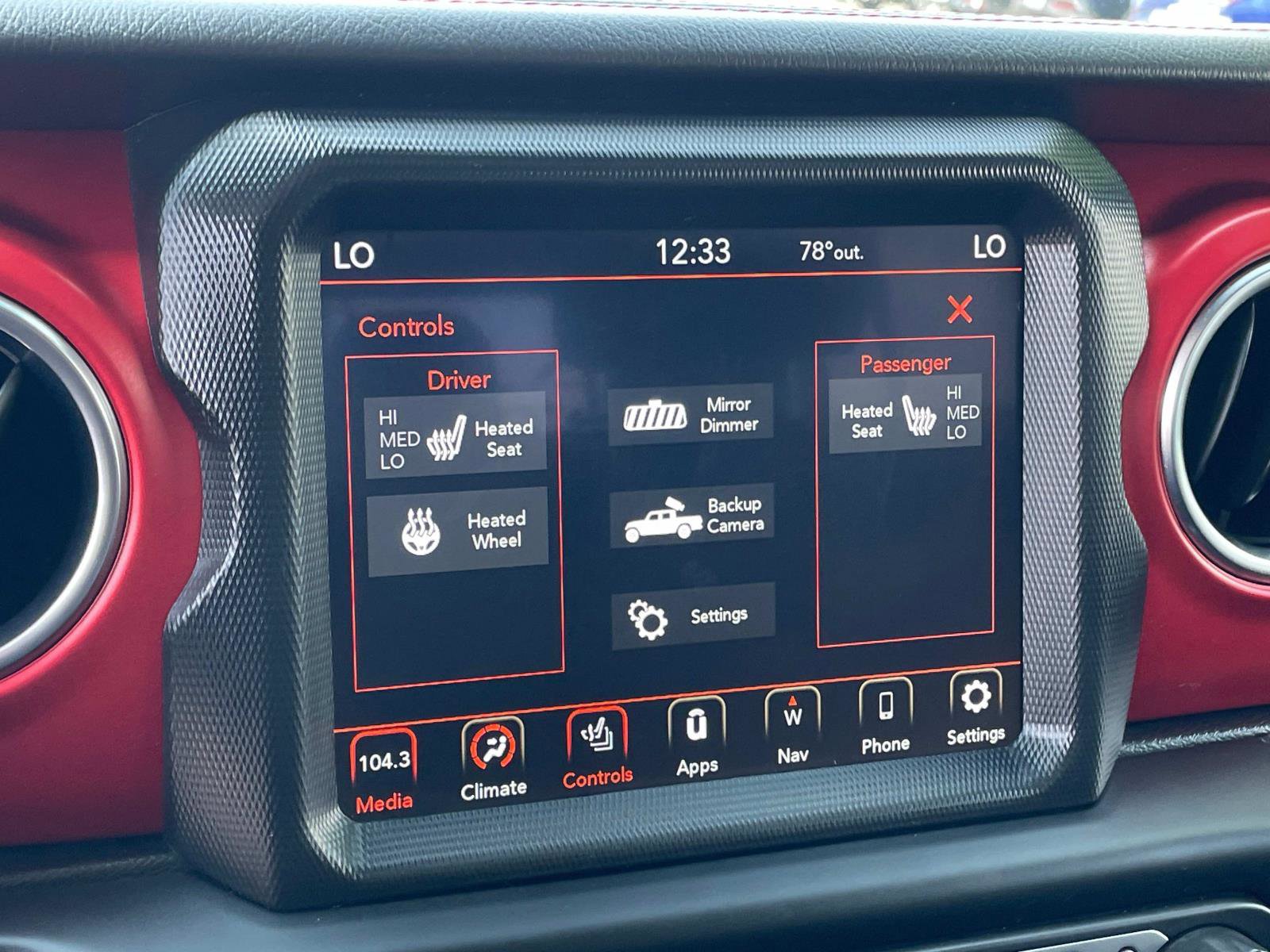 2020 Jeep Gladiator Rubicon photo 12