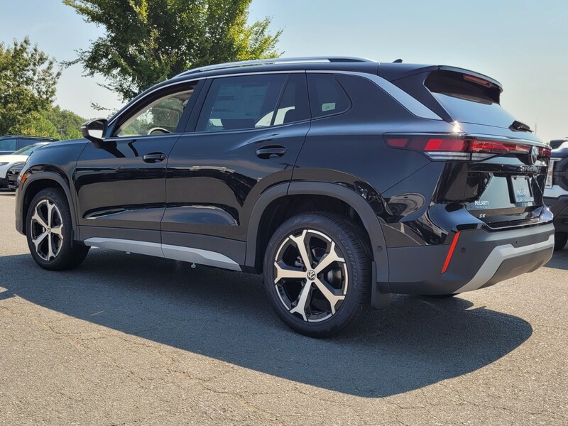 2025 Volkswagen Tiguan SE photo 3