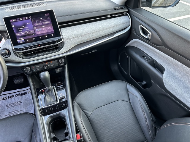 2022 Jeep Compass Latitude Lux Altitude photo 16