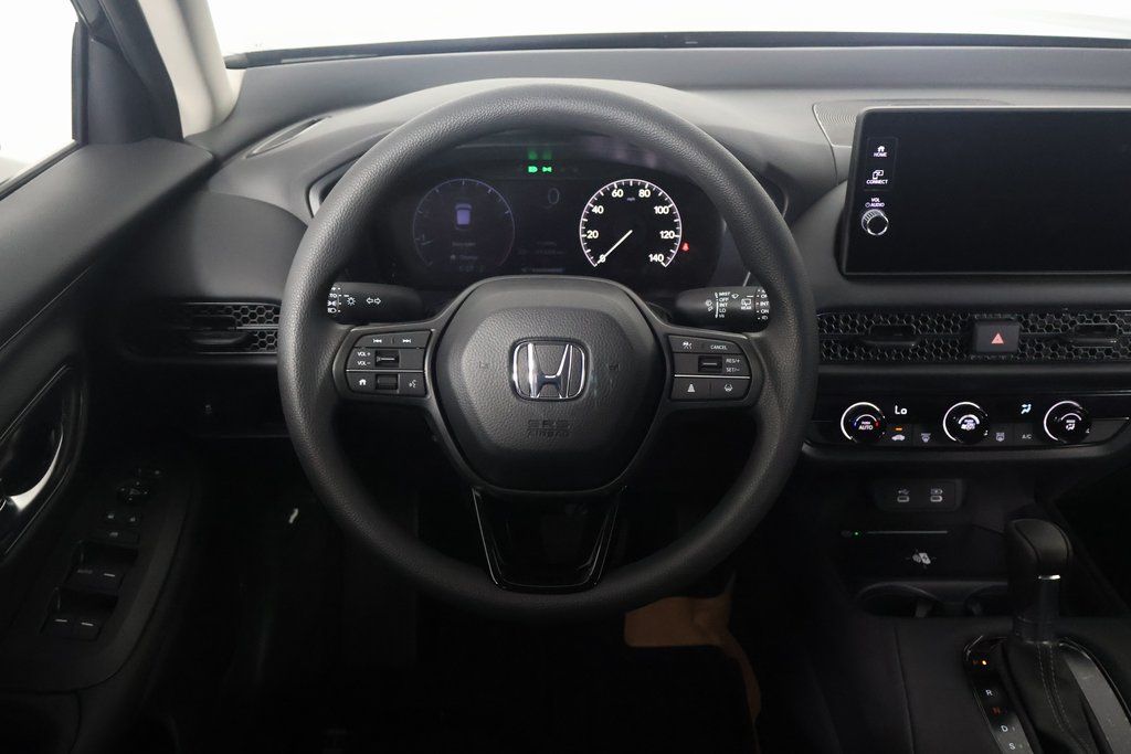 2026 Honda HR-V LX photo 3