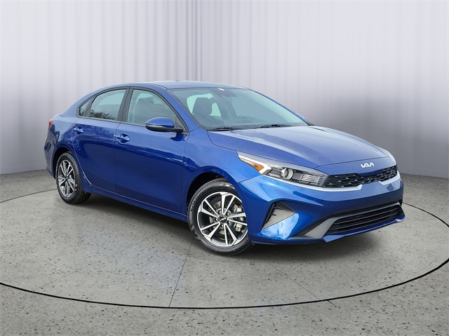 2024 Kia Forte LXS's photo