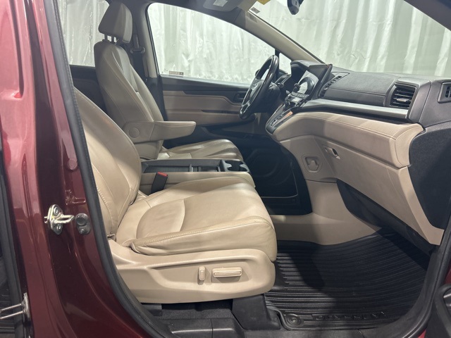 2020 Honda Odyssey EX-L photo 17