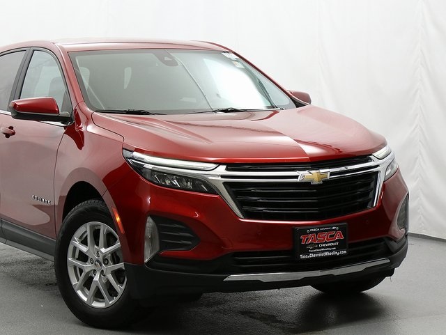 2022 Chevrolet Equinox LT photo 2