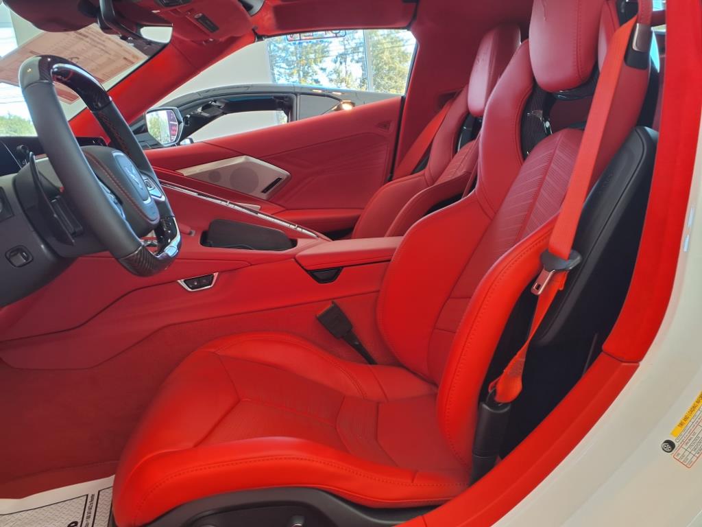 2025 Chevrolet Corvette E-Ray 3LZ photo 12