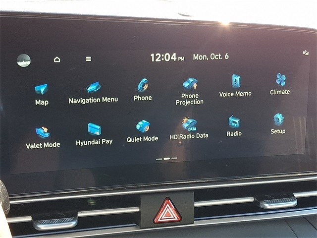 2024 Hyundai Elantra SEL photo 14