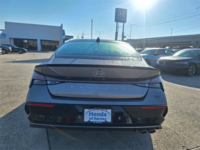 2024 Hyundai Elantra N Line photo 4