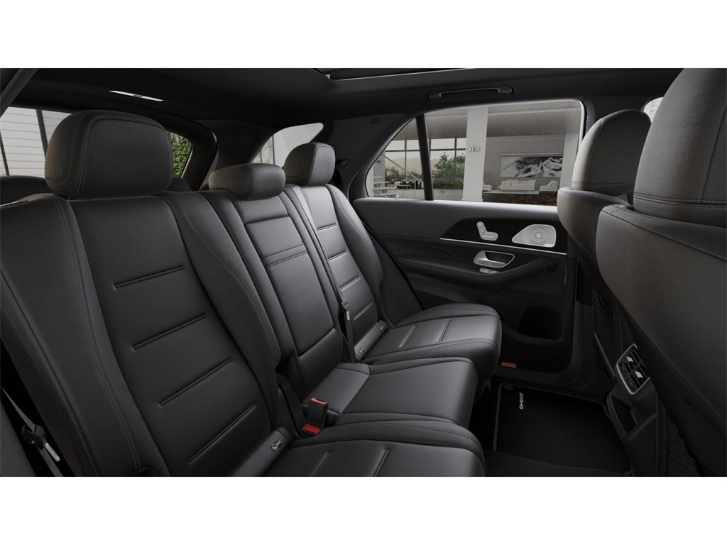 2026 Mercedes Benz GLE 580 4MATIC photo 4