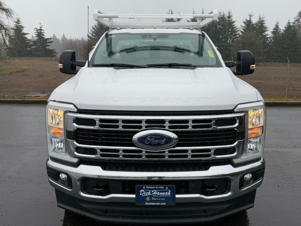 2024 Ford F-350 XL photo 3