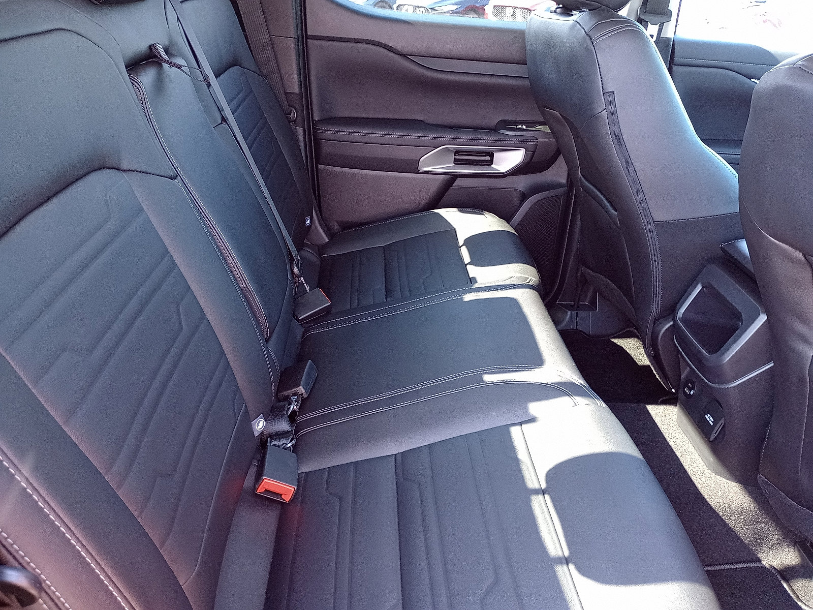 2024 Ford Ranger Lariat photo 8