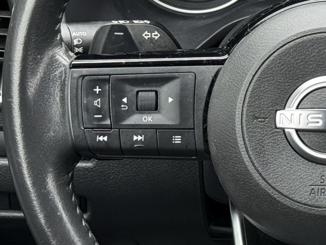 2023 Nissan Rogue SV photo 11