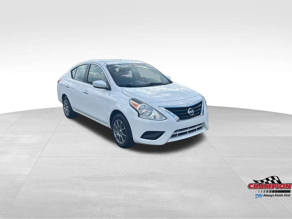 2016 Nissan Versa 1.6 SV photo 7
