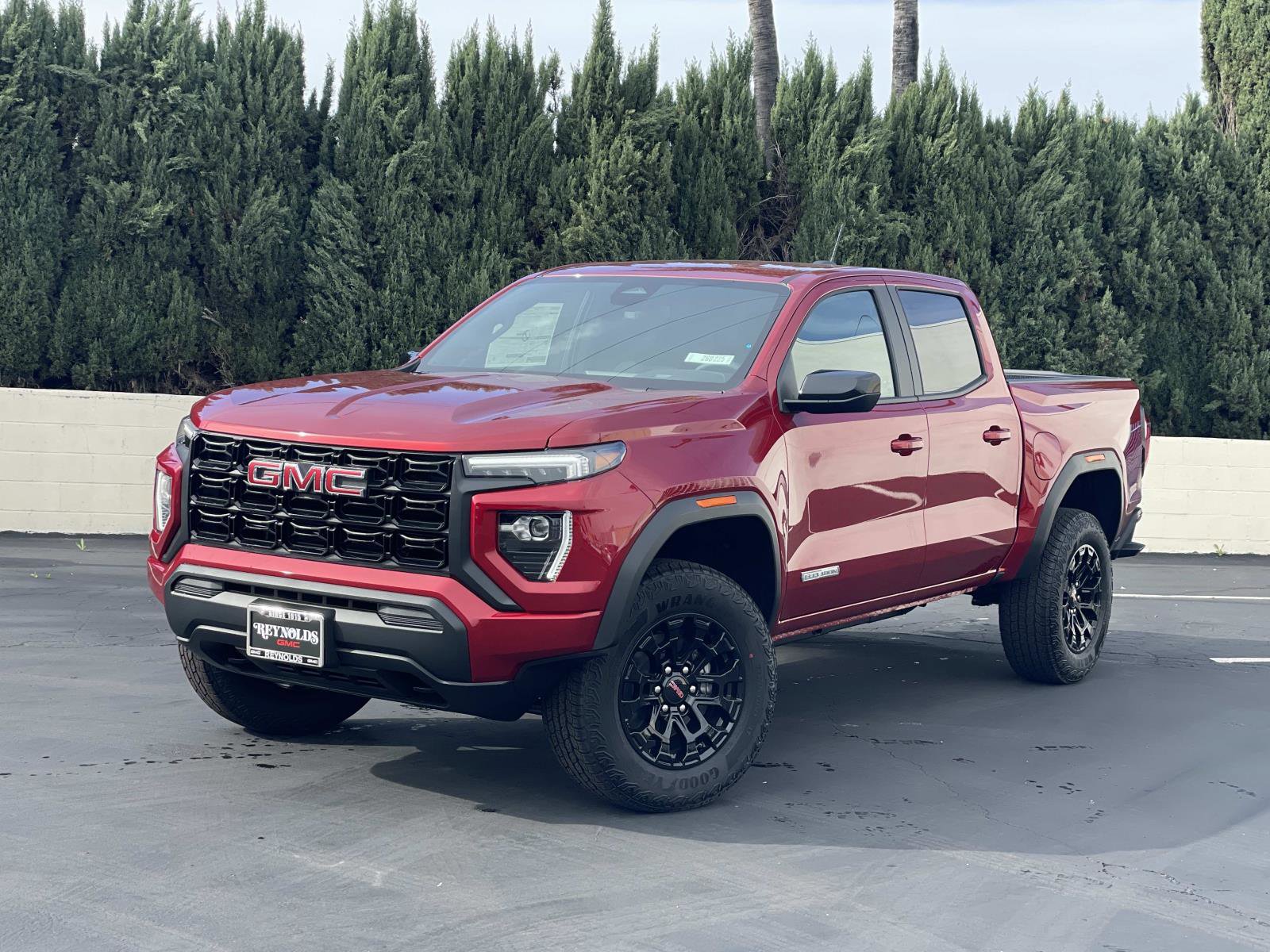 2026 GMC Canyon Elevation's photo