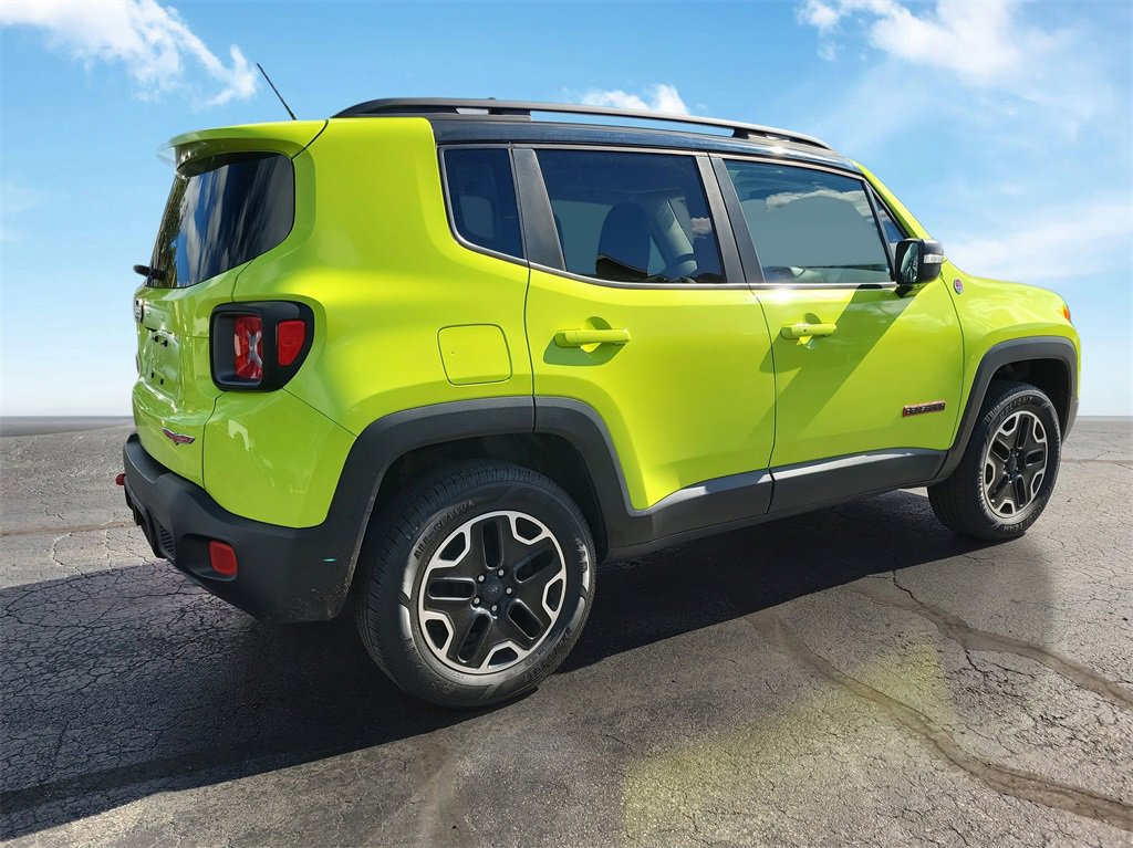 2017 Jeep Renegade Trailhawk photo 4