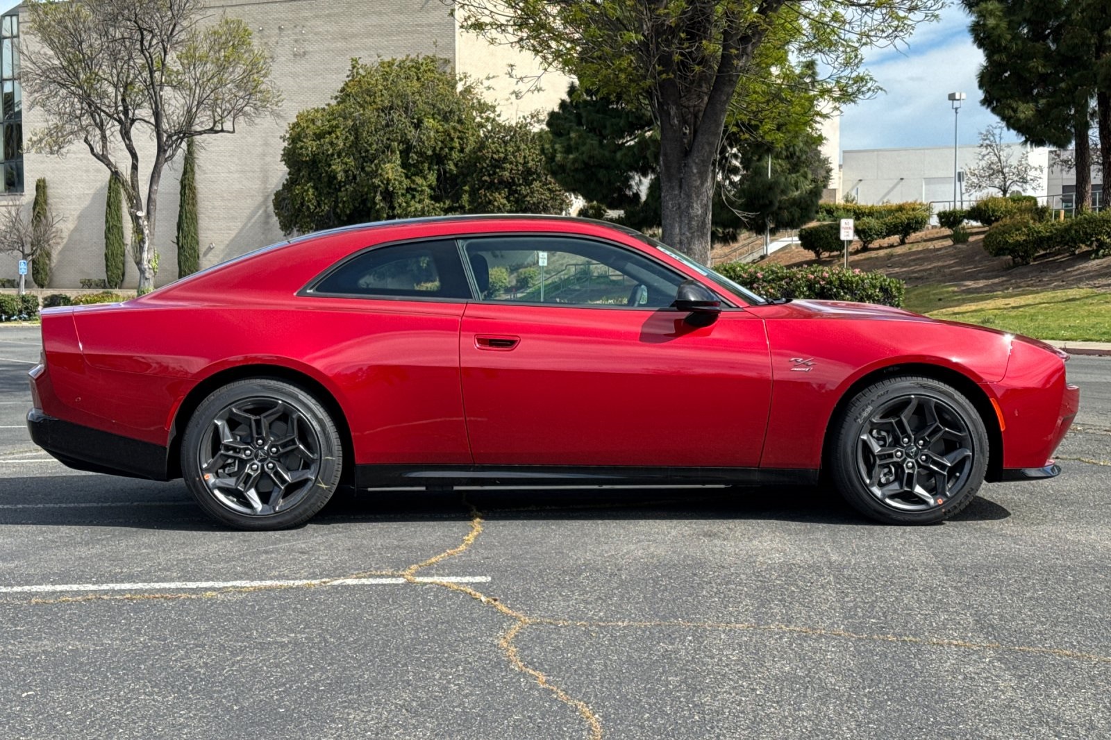 2025 Dodge Charger R/T photo 2