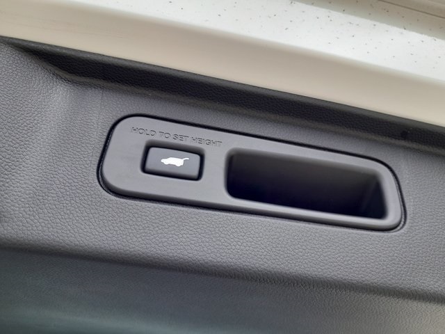 2025 Honda Pilot Black Edition photo 68