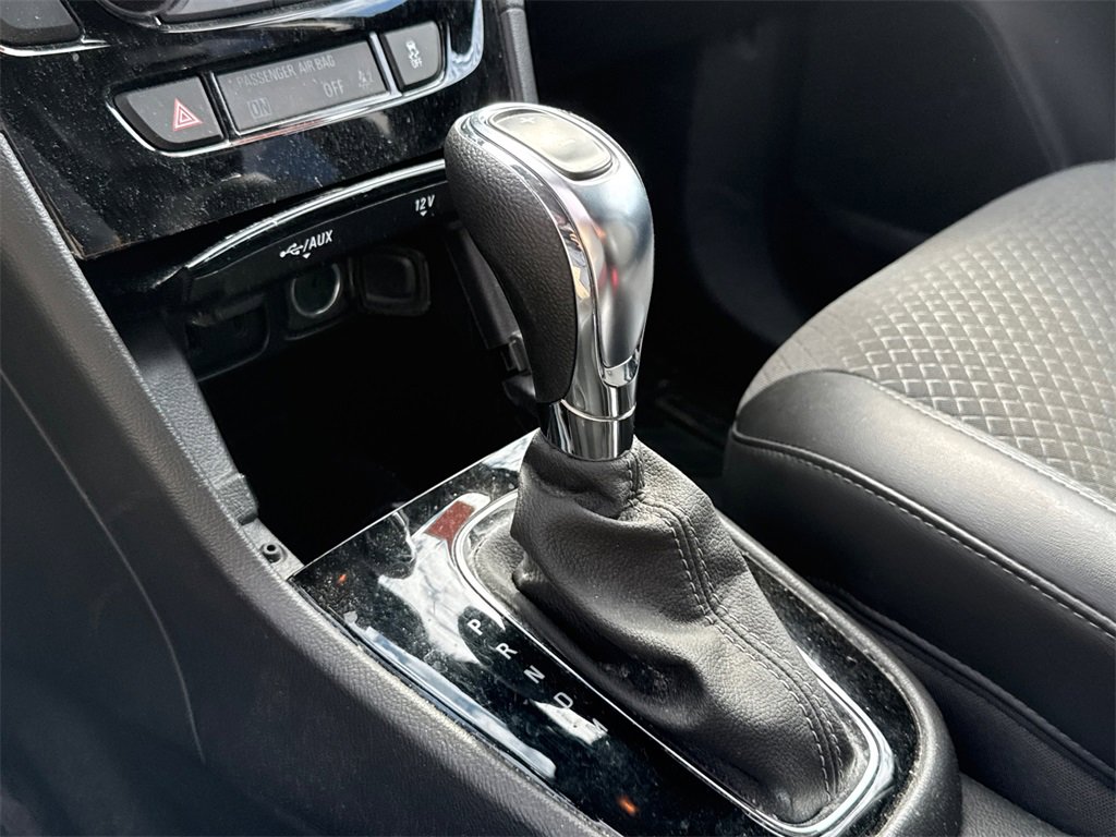 2022 Buick Encore Preferred photo 9