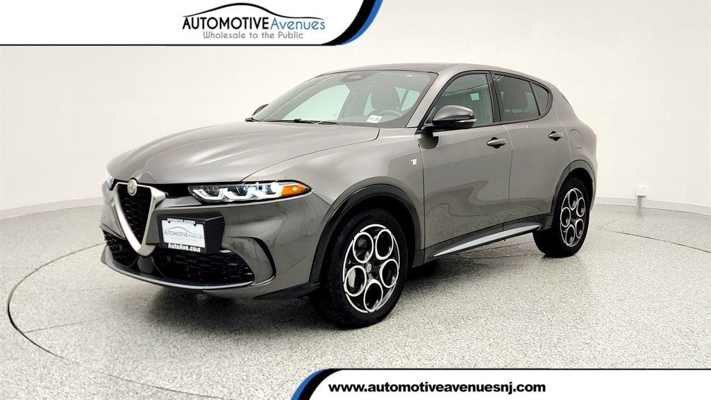 2024 Alfa Romeo Tonale Ti's photo