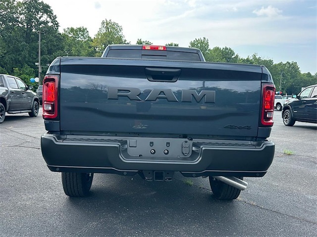2025 Ram 2500 Tradesman photo 5