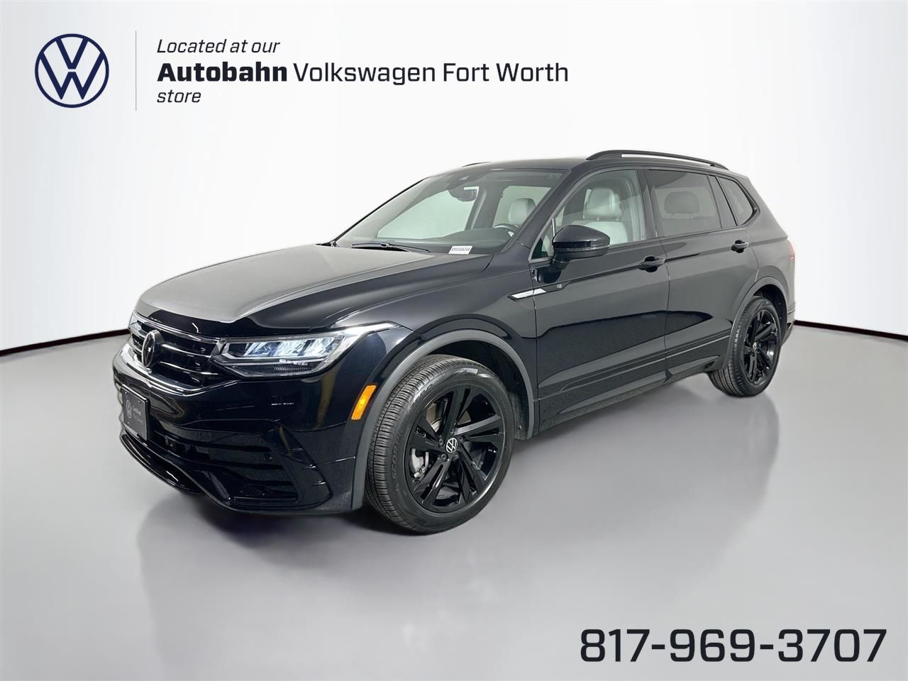 2023 Volkswagen Tiguan SE R-LINE BLACK