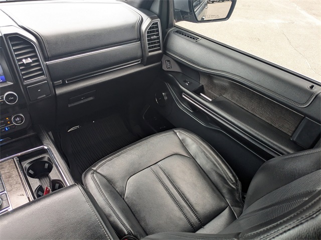 2021 Ford Expedition MAX Limited photo 16