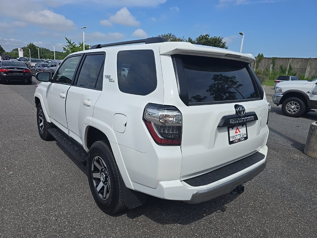 2024 Toyota 4Runner TRD Off-Road photo 3