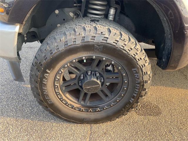 2022 Ford F-250 Lariat photo 4