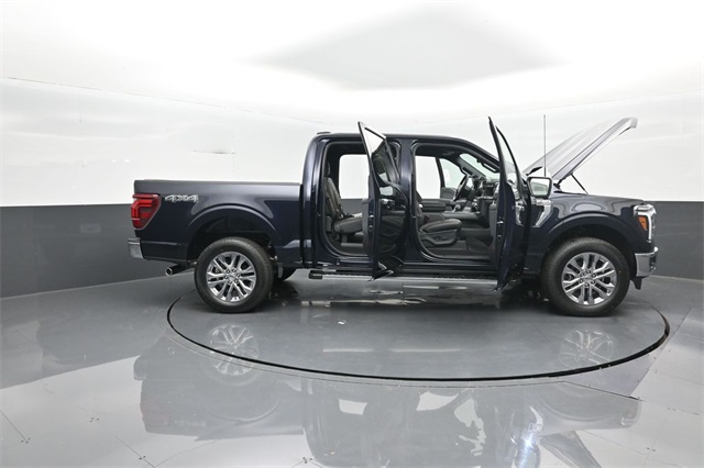 2025 Ford F-150 Lariat photo 42