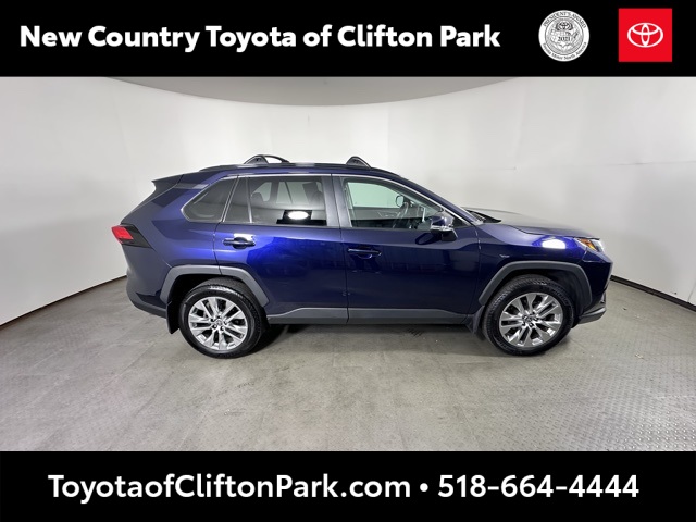 2023 Toyota RAV4 XLE Premium photo 2