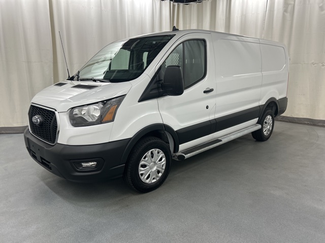 2024 Ford Transit photo 2
