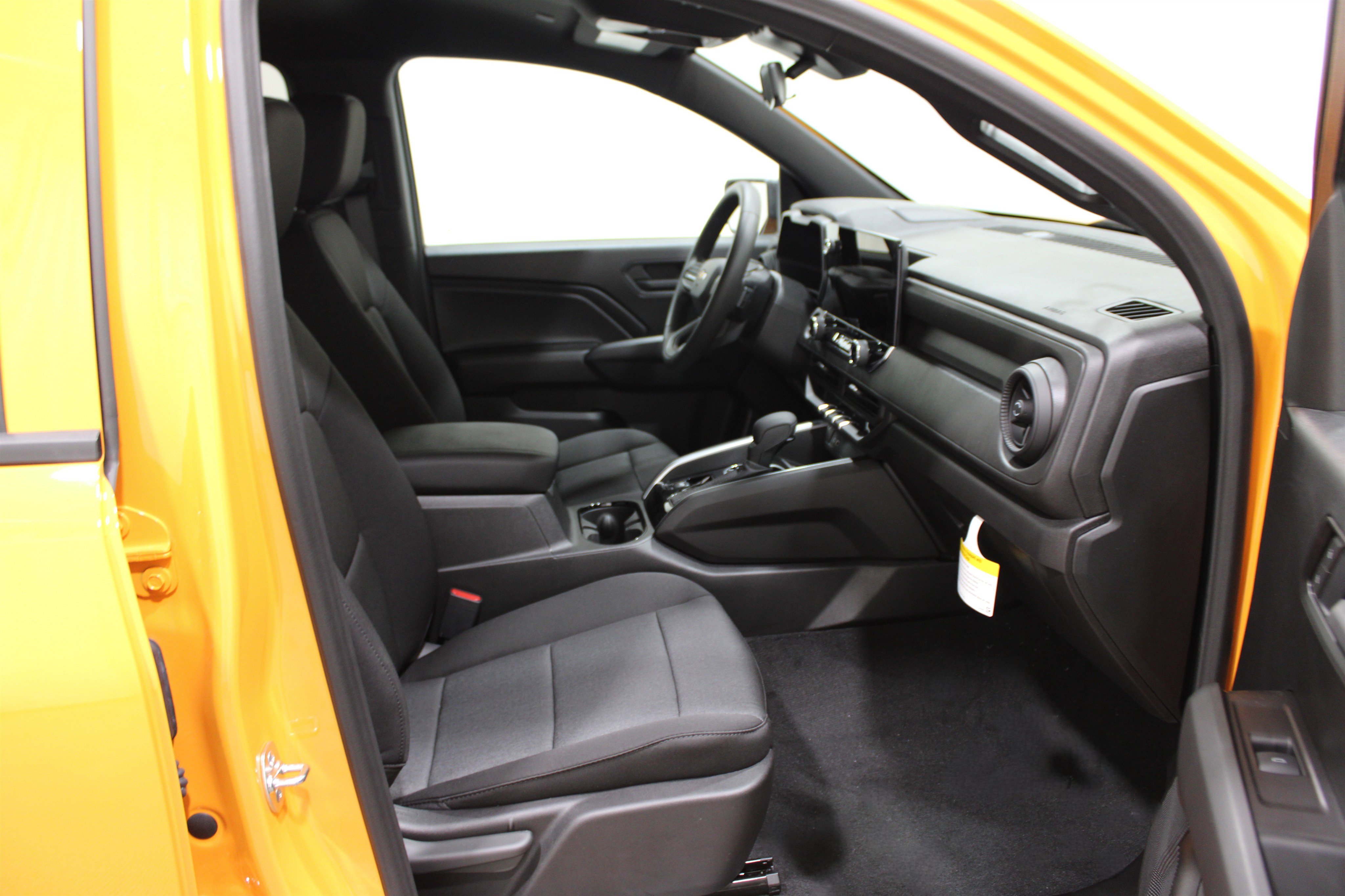 2026 Chevrolet Colorado Work Truck photo 11