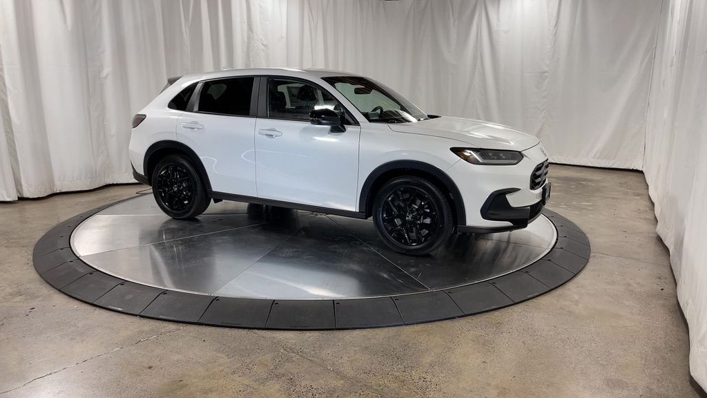 2023 Honda HR-V Sport photo 2