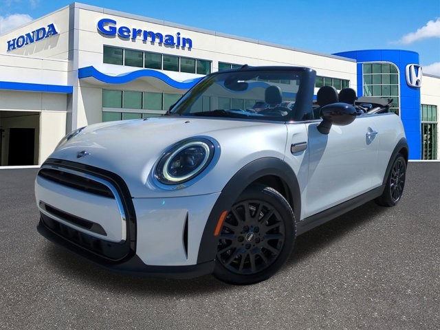 2024 MINI Convertible Base's photo