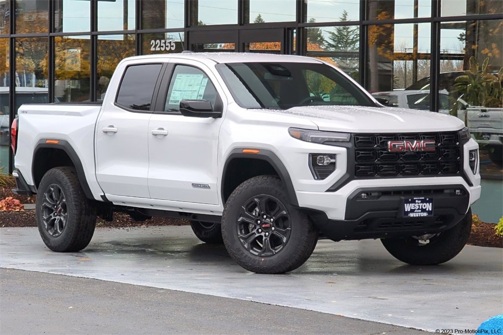 2024 GMC Canyon Elevation's photo