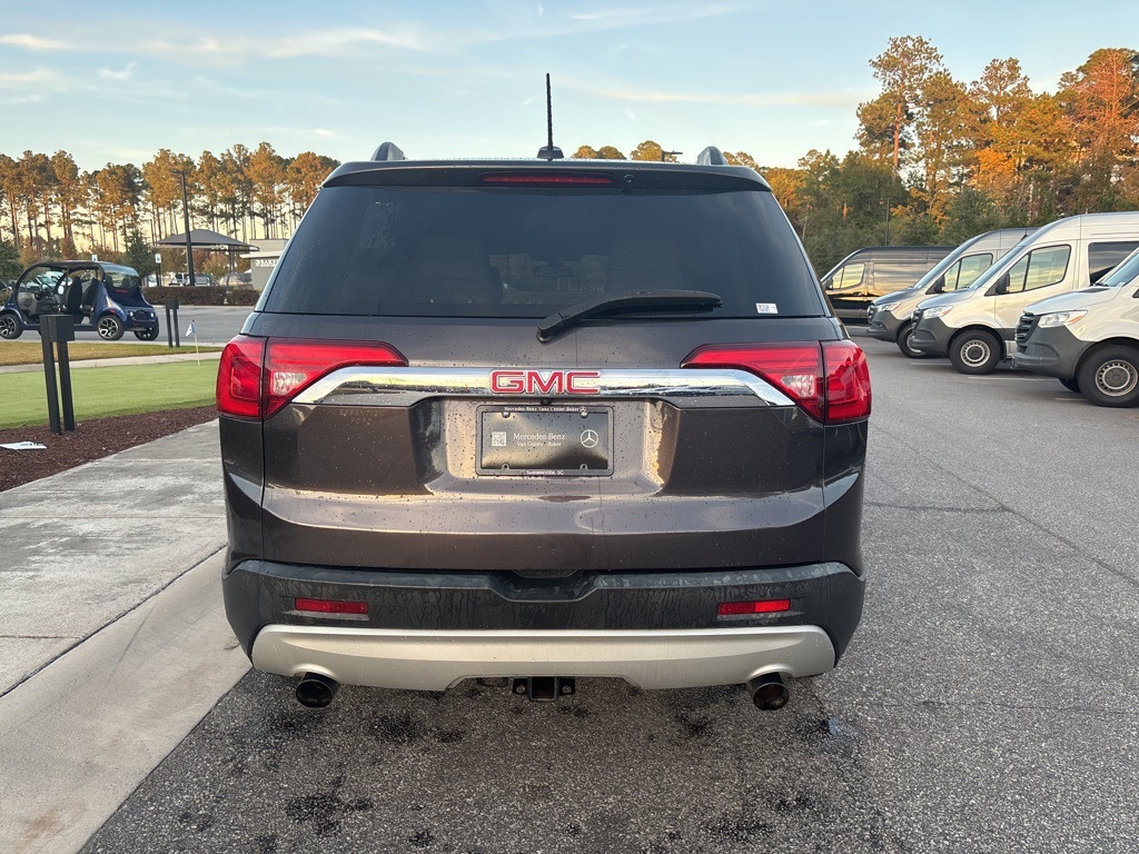 2017 Gmc Acadia SLT photo 2
