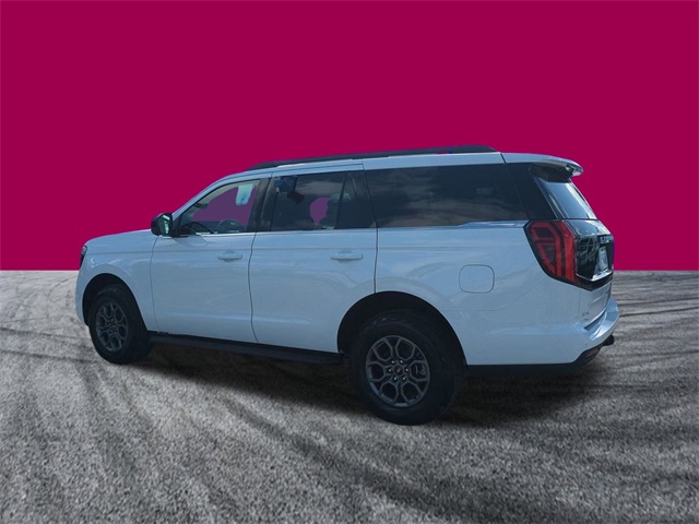 2025 Ford Expedition photo 4