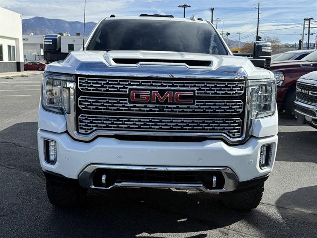 2020 Gmc Sierra 2500 HD Denali photo 3