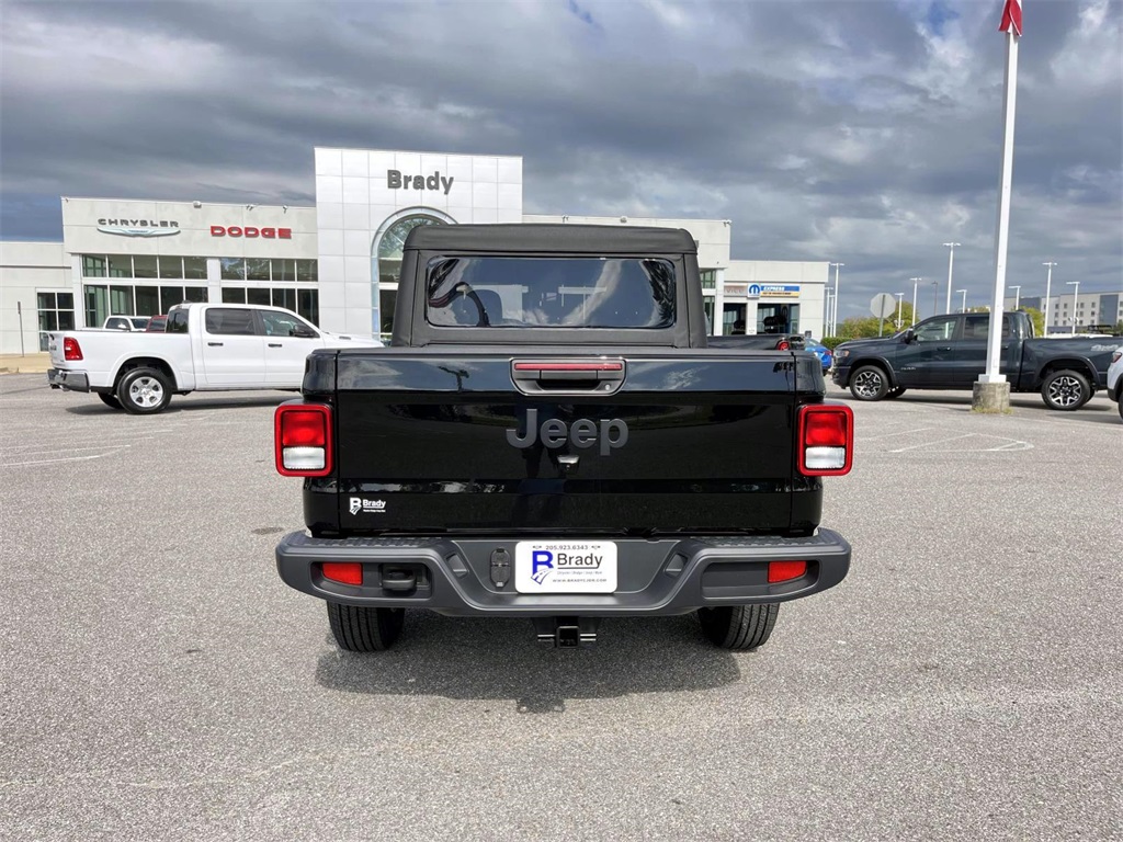 2025 Jeep Gladiator Sport S photo 3