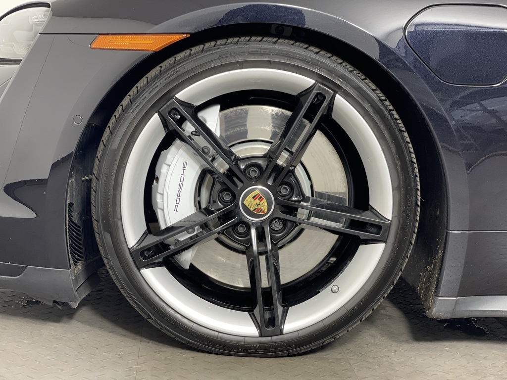 2024 Porsche Taycan Turbo photo 13