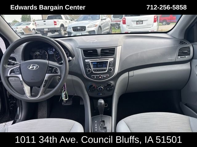 2017 Hyundai Accent Value Edition photo 11