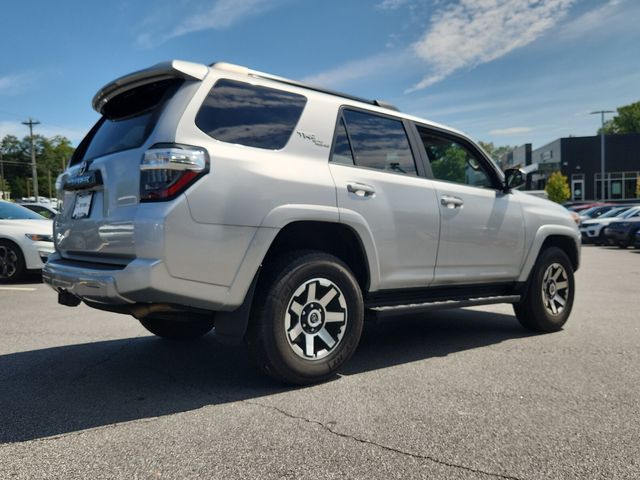 2022 Toyota 4Runner TRD Off-Road photo 3