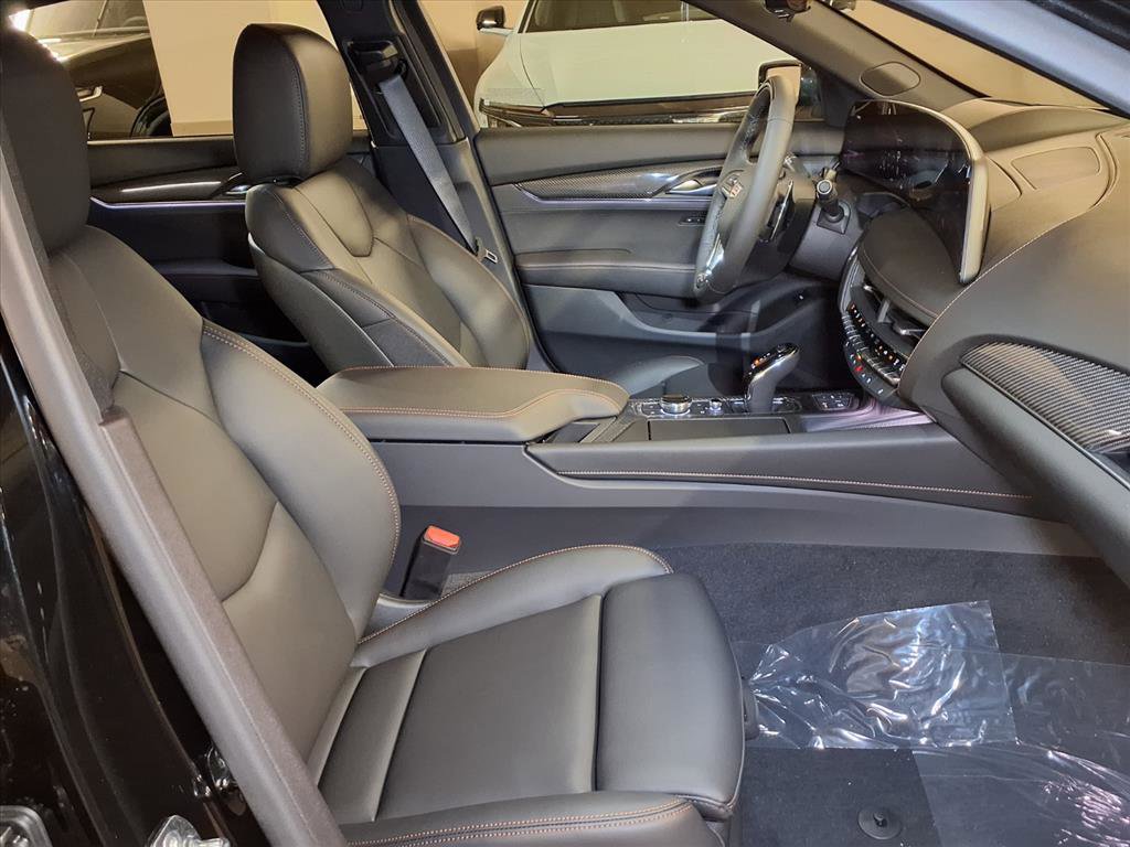 2026 Cadillac CT5 V photo 5