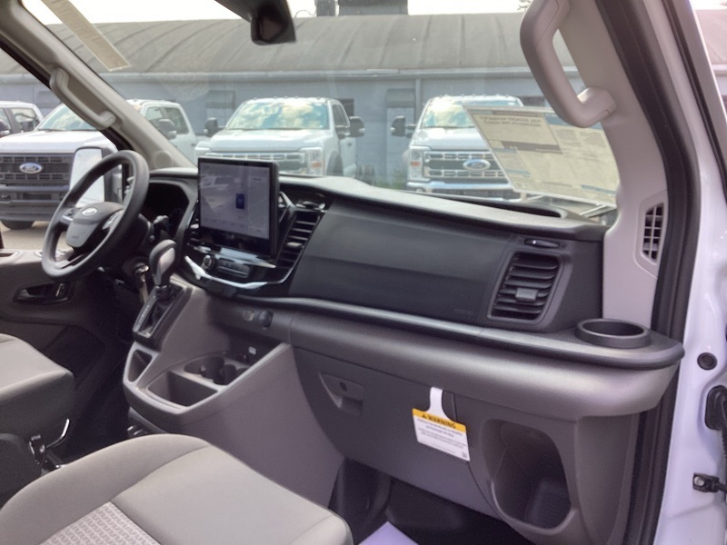 2024 Ford Transit photo 12
