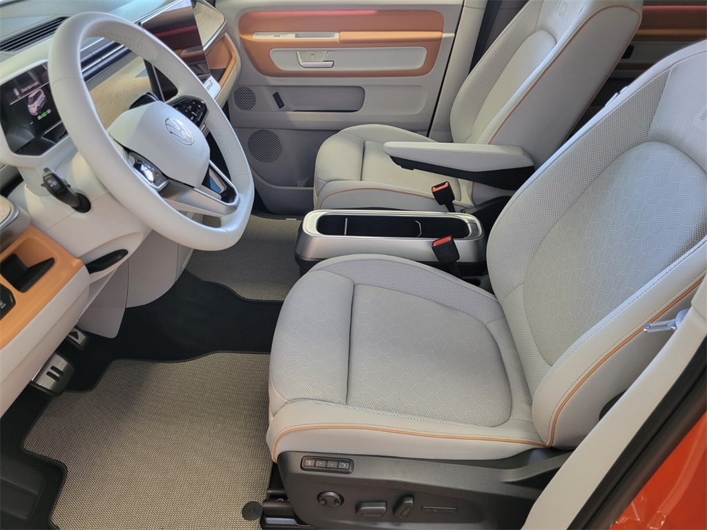 2025 Volkswagen ID. Buzz Pro Plus photo 6