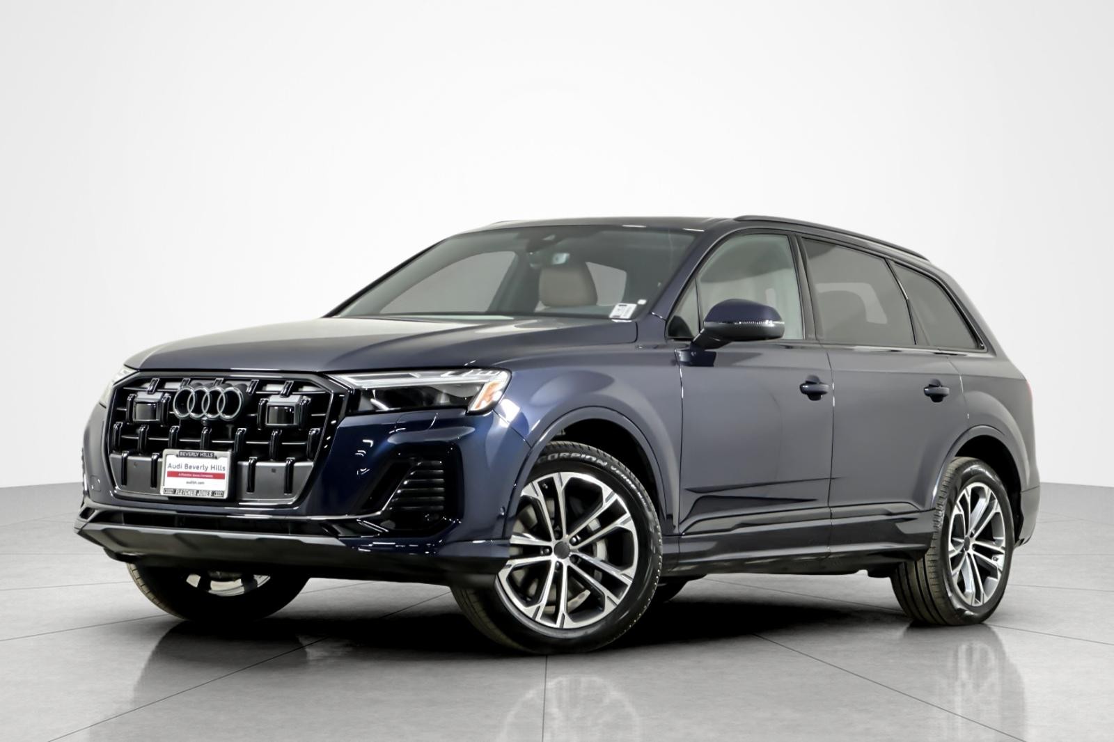 2026 Audi Q7 55 Premium Plus's photo